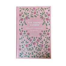 Load image into Gallery viewer, The Secret Garden, Frances Hodgson Burnett (Cranford Classics Sprayed Edge)
